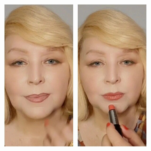 Макияж губ с карандашом.