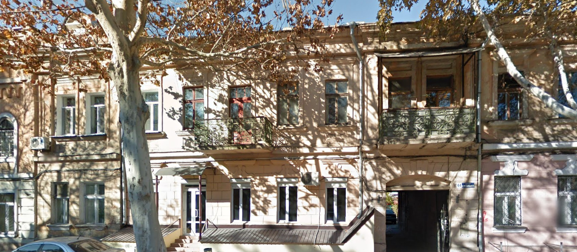 Дом в Одессе, в котором жила сестра моего деда - Хая Шеваховна Волдочинская. 