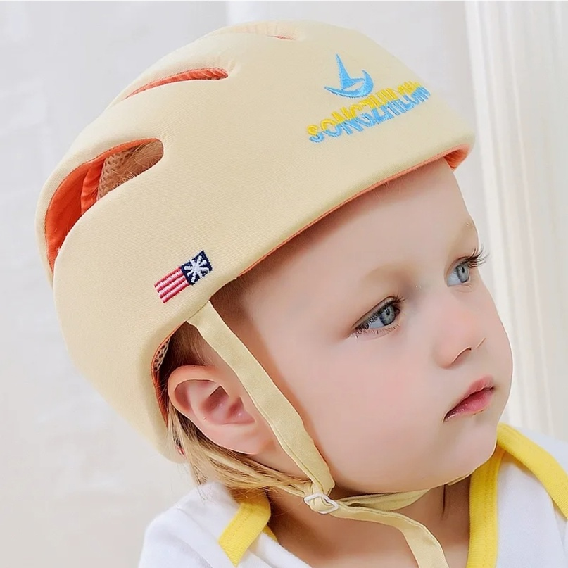 Безопаснейший шлем. Шлем для малышей. Защитный шлем для малышей. Детский шлем для малышей. Шлем для годовалого ребенка.