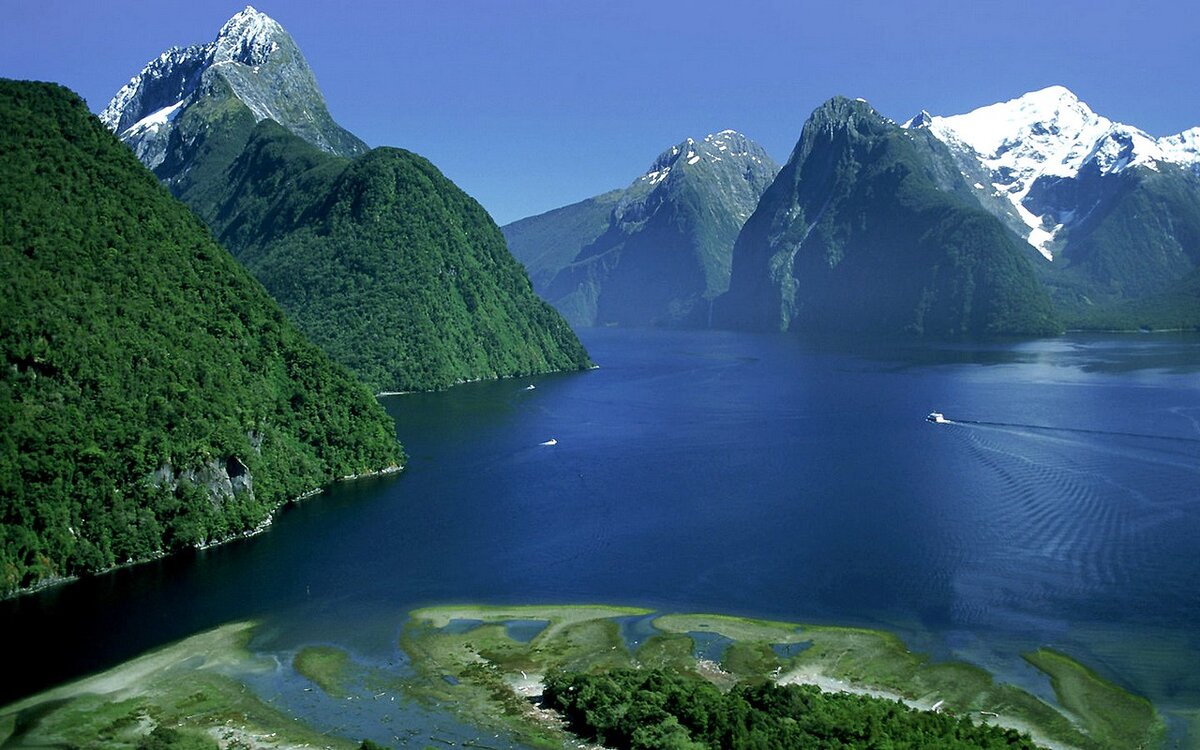 https://wonderfulnature.ru/photo/New_Zealand/Fiordland.jpg