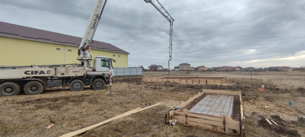 строительная площадь дома. общая площадь застройки это. строительная площадь здания это. планировка 2го этажа. строительная площадь дома.