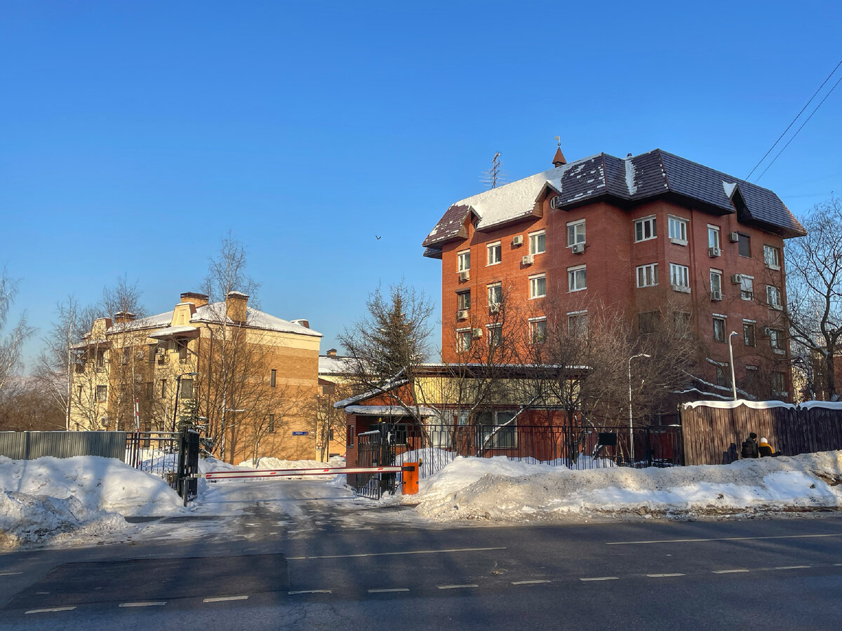 Прогулка вокруг улицы Жириновского, ставшей одной из самых недоступных в  Москве | Пешком по Москве | Дзен