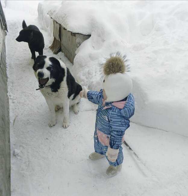 Любимая внучка вся в бабушку. 