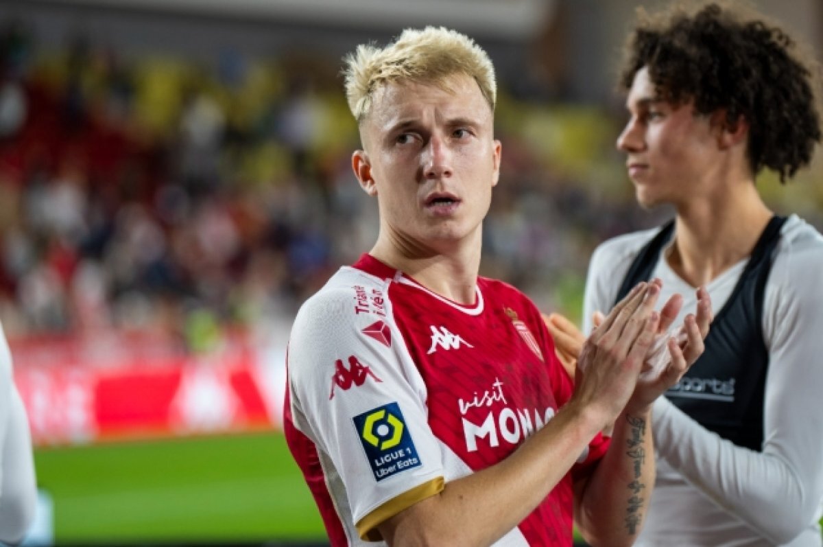    Головин попал на обложку главной спортивной газеты Франции