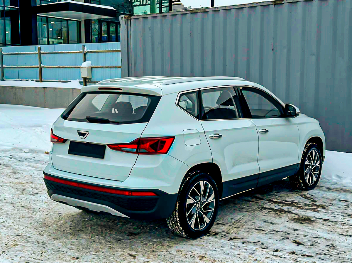 швед с немецкими корнями. швед с немецкими корнями. шведский колесно гусеничный танк. швед с немецкими корнями.