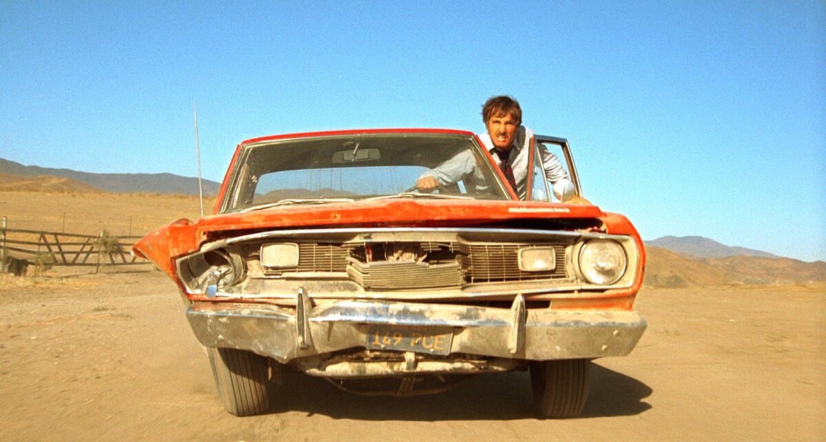 Очень странно, что актёр Деннис Уивер после «Дуэли» не стал крупной кинозвездой: главную роль он отыграл блестяще