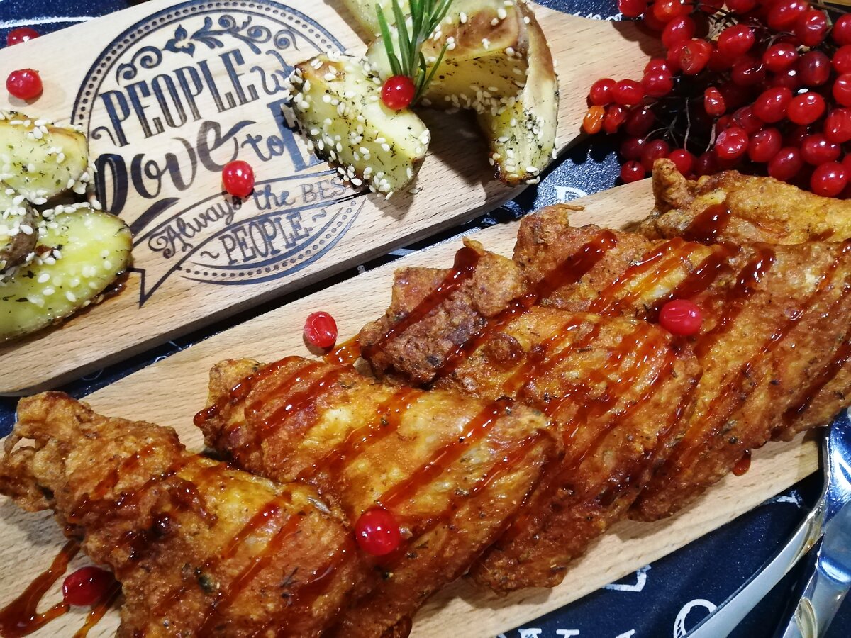 острые крылышки рецепт. го́ршочки с курицей в духовке. чикен по корейски. острые крылышки терияки. куриные крылья буффало.