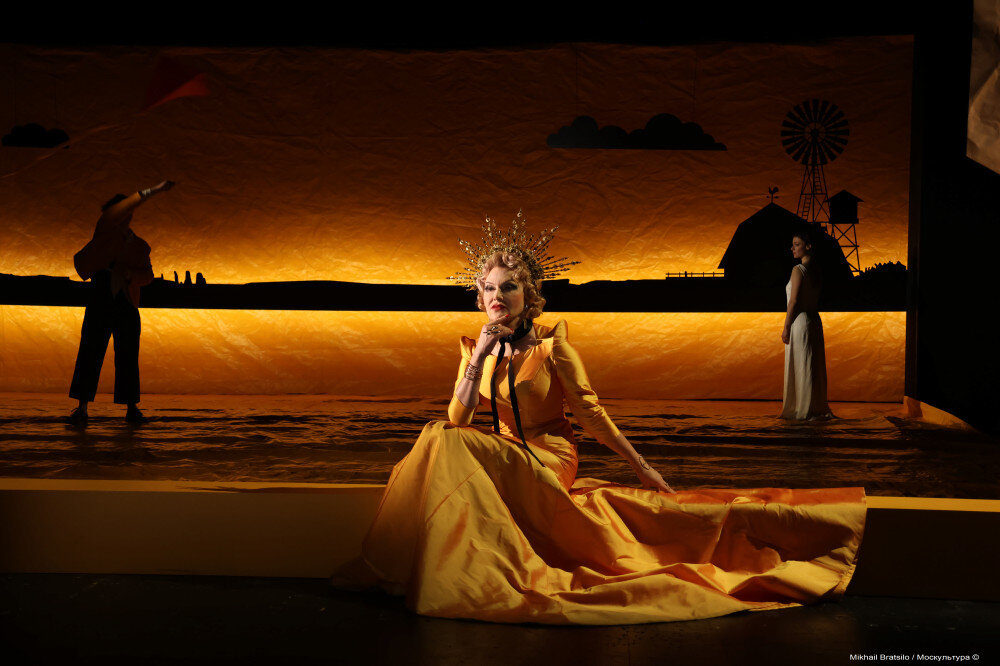 Марина Есипенко
