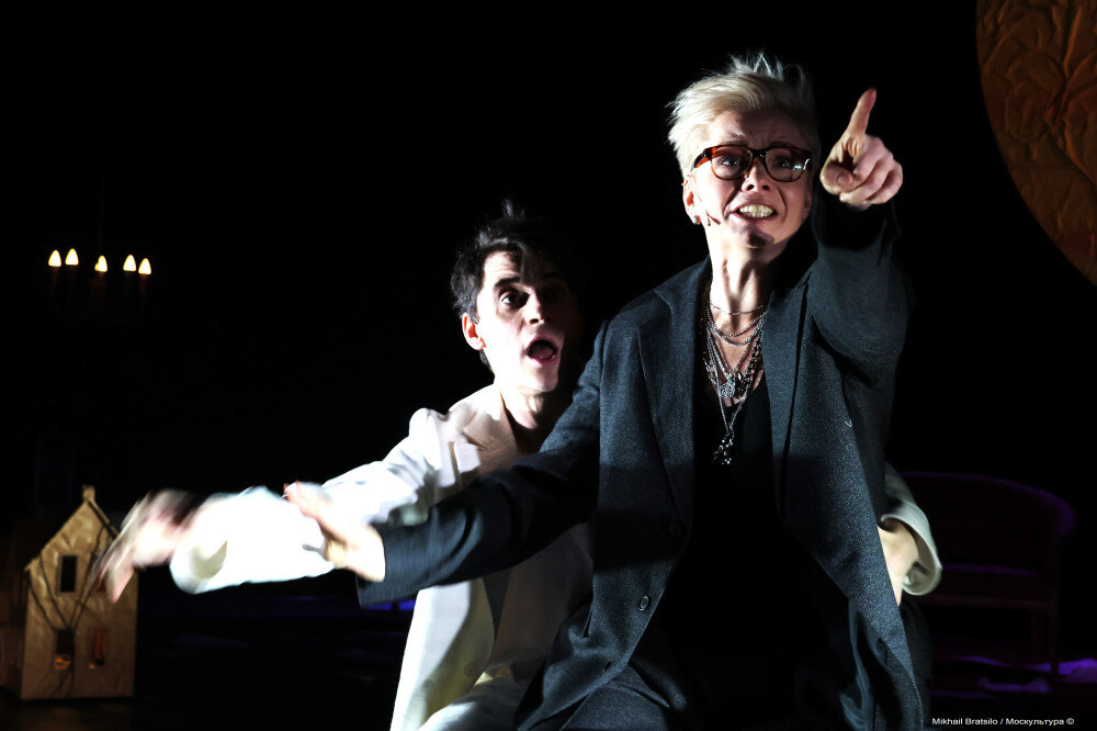 сценографическое решение спектакля. решение спектакля. стилистическое решение спектакля - фотоальбом. решение спектакля. решение спектакля.