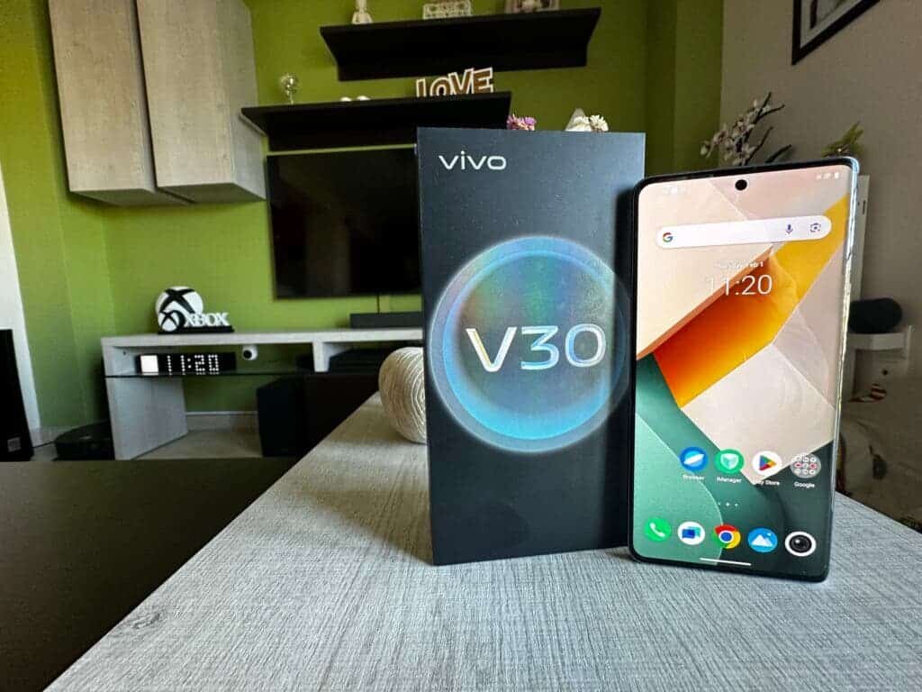 Обзор Vivo V30: Глоток свежего воздуха на рынке смартфонов | Китайский  специалист | Дзен