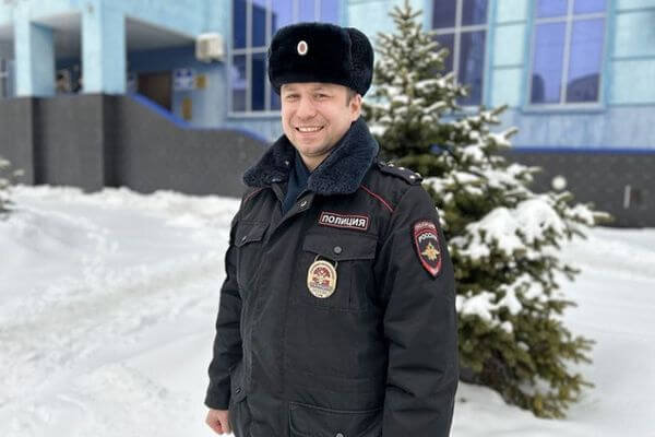    участковый уполномоченный полиции МУ МВД «Сызранское» капитан полиции Александр Ильин