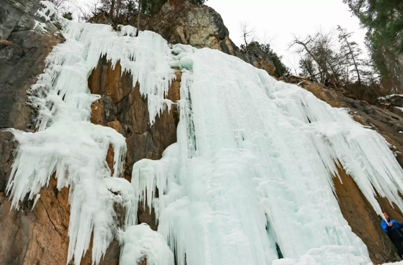 "Призрачные" водопады на реке Шинок в Солонешенском районе. Источник: Виталий Барабаш