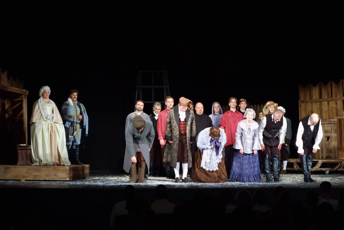 Поклон после спектакля