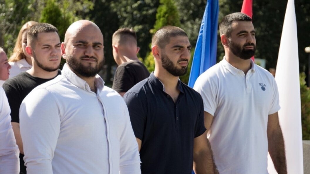    Фото со странички ВК Акобира Асланова.