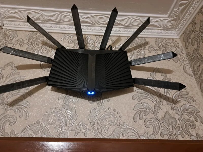 Роутер TP-Link Archer AX80 с 8 антеннами