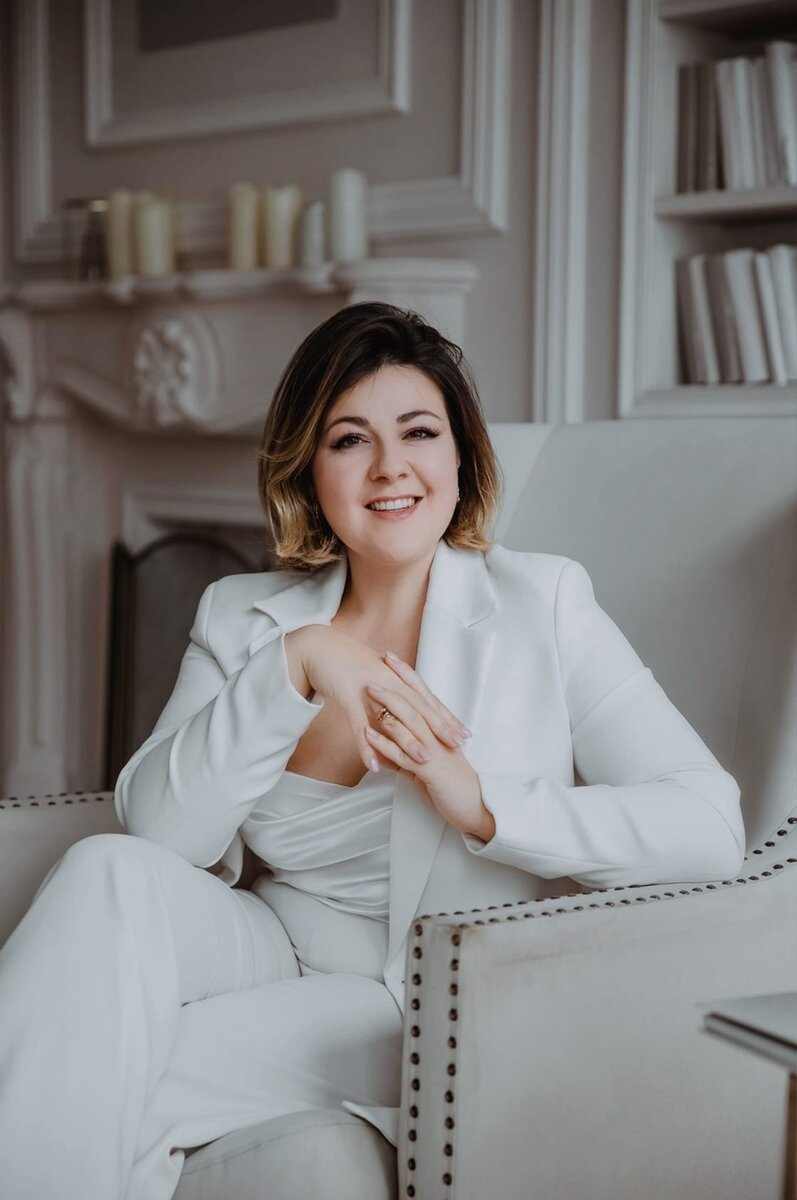 Кочеткова Анастасия. Психолог глубинной трансформации личности, сексолог, гипнолог, блоггер