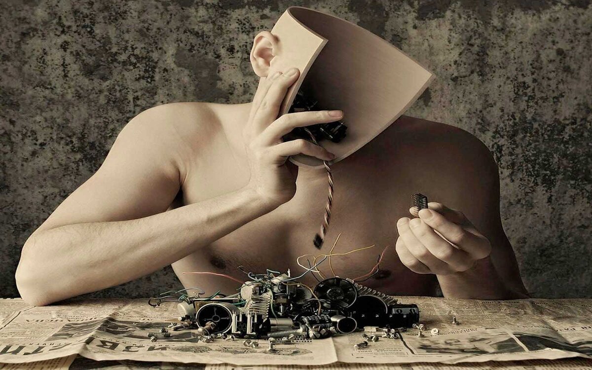 С самоанализом и рефлексией собрать такой механизм ГОРАЗДО проще :)