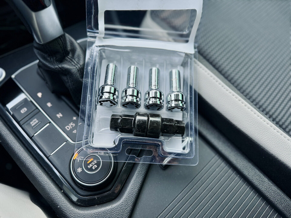 Cекретные болты LS Wheels H-71905SP