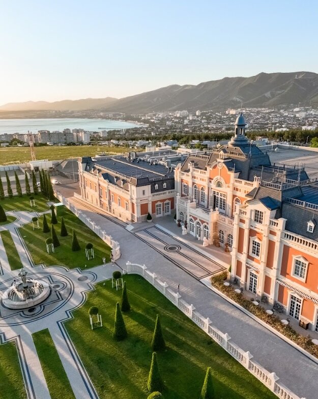 место проведения отпуска. компенсация проезда в отпуск. компенсация за проезд к месту работы и обратно. оплатить проезд к месту использования отпуска. место проведения отпуска.