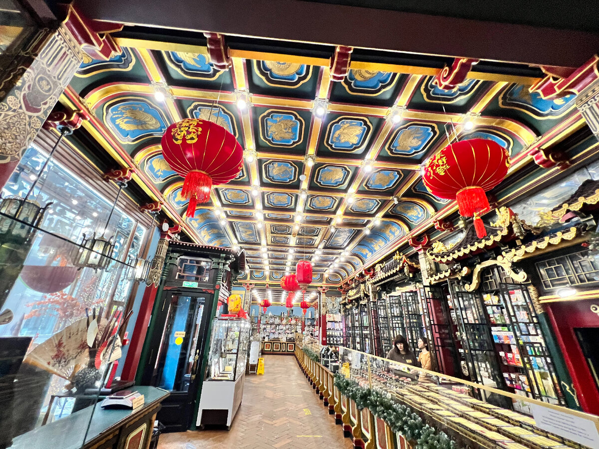 Одиль декк архитектор. Ресторан у фантома. Ресторан фантом в москве. Ресторан фантом в москве. L'opera париж ресторан.