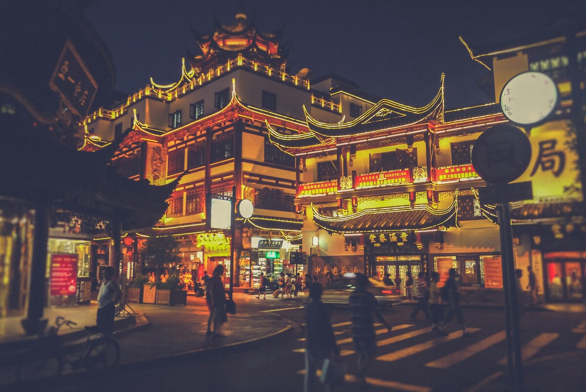 https://unsplash.com/photos/people-walking-on-street-near-buildings-during-nighttime-MY_CORJEViw?utm_content=creditShareLink&utm_medium=referral&utm_source=unsplash