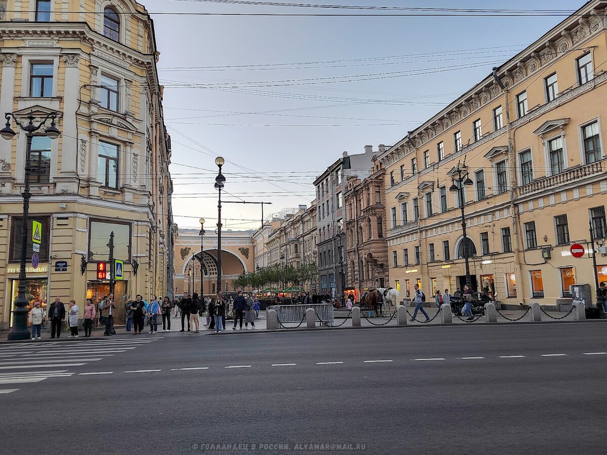 В Петербурге коммунальных квартир - более 50 тысяч. Фото: Голландец в России