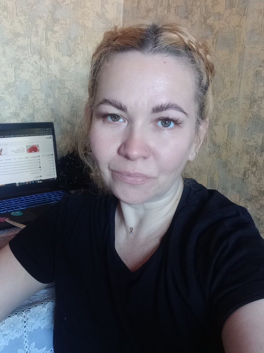 25.02.23 Только зашла домой. Переоделась, сумку разобрала, присела поела суп и вставать лень)