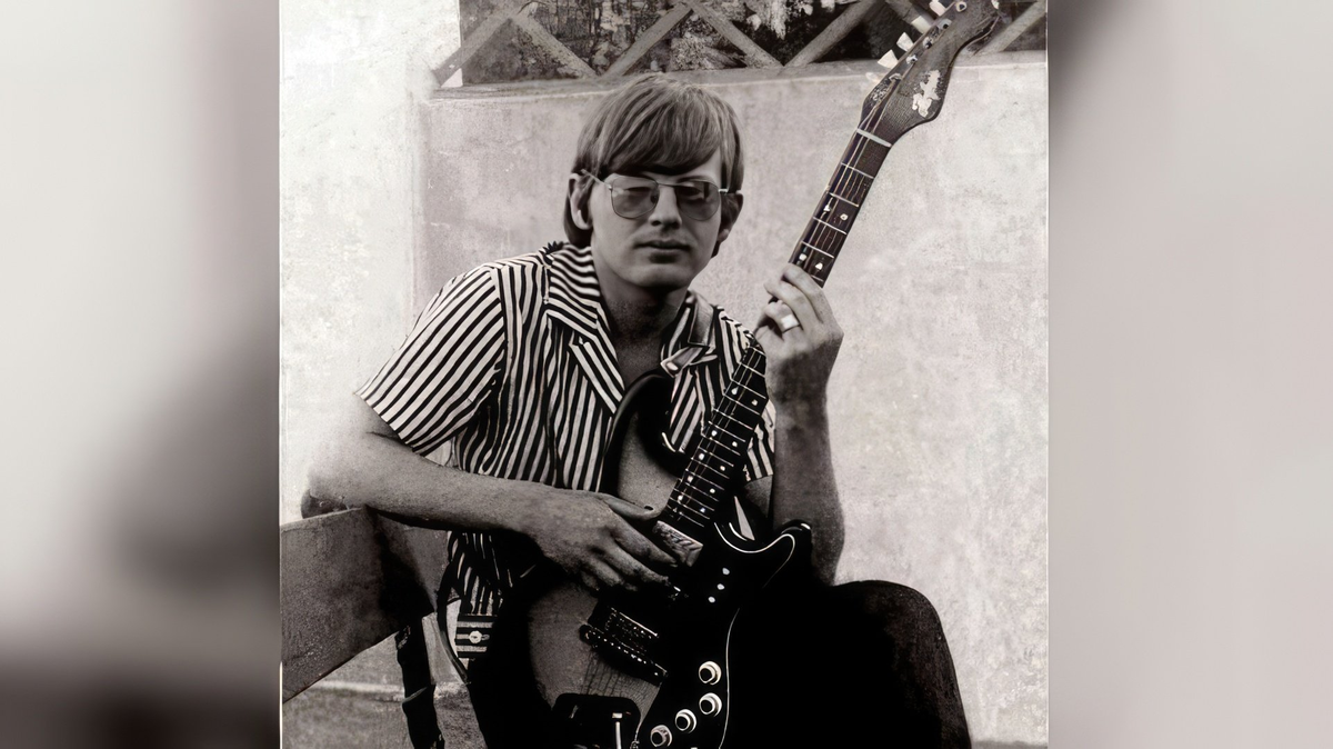 Юрий Антонов