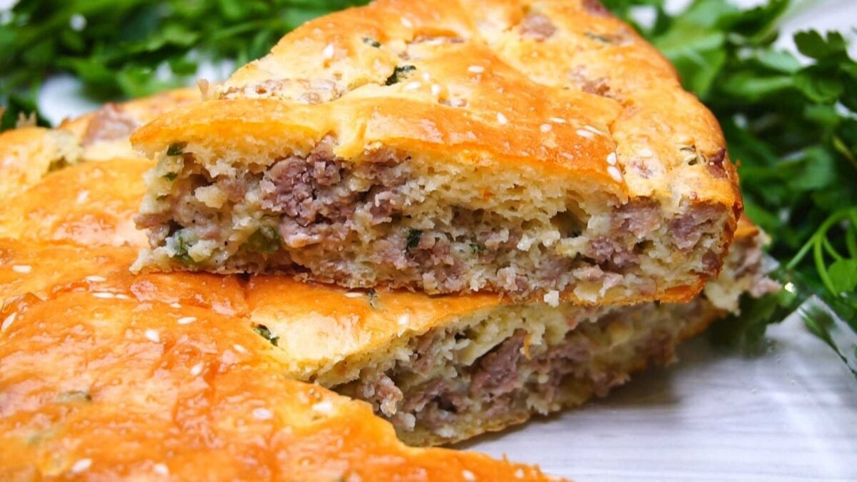 Пирог с капустой и фаршем
