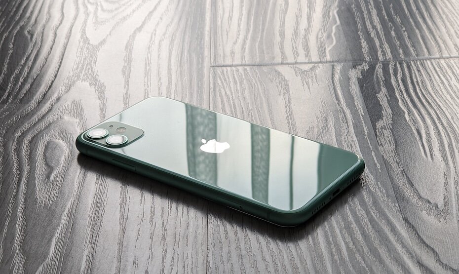    iPhone (без пошлины)