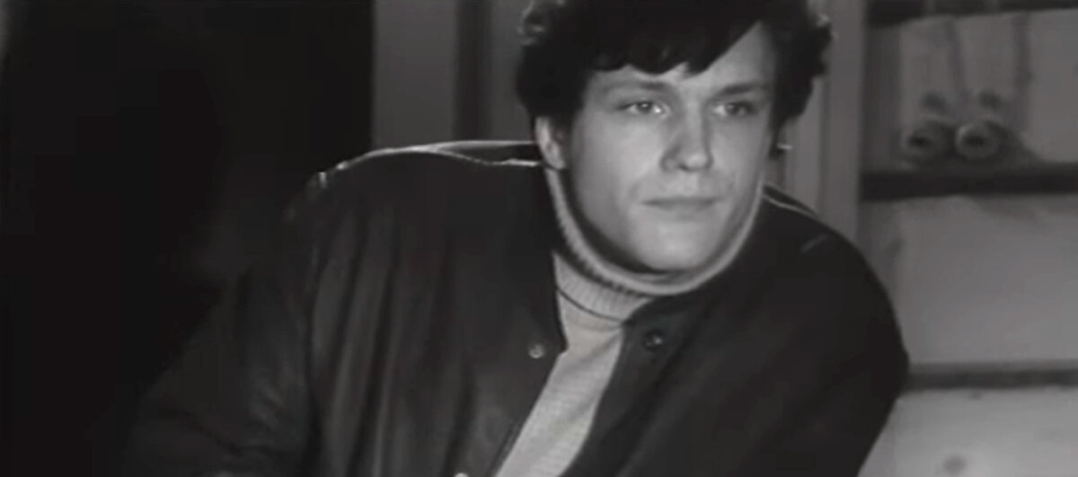Кадр из кинофильма "У озера", 1969 г., режиссер и сценарист Сергей Герасимов, композитор Илья Катаев (скриншот)
