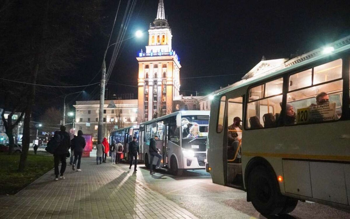 Работу горячей линии для жалоб на общественный транспорт усилили в Воронеже  | Горком36 | Воронеж | Дзен