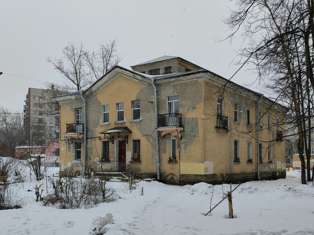 Территория дома как называется. Благоустройство территории кафе. Планировка ландшафта участка. Схема планировки земельного участка 10 соток. Озеленение и благоустройство участка.