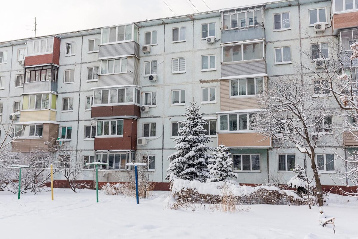 Новый год 1 января похмелье. Новогодний натюрморт. Праздники после нового года. Новогодние приколы. Новогодний завтрак 1 января.