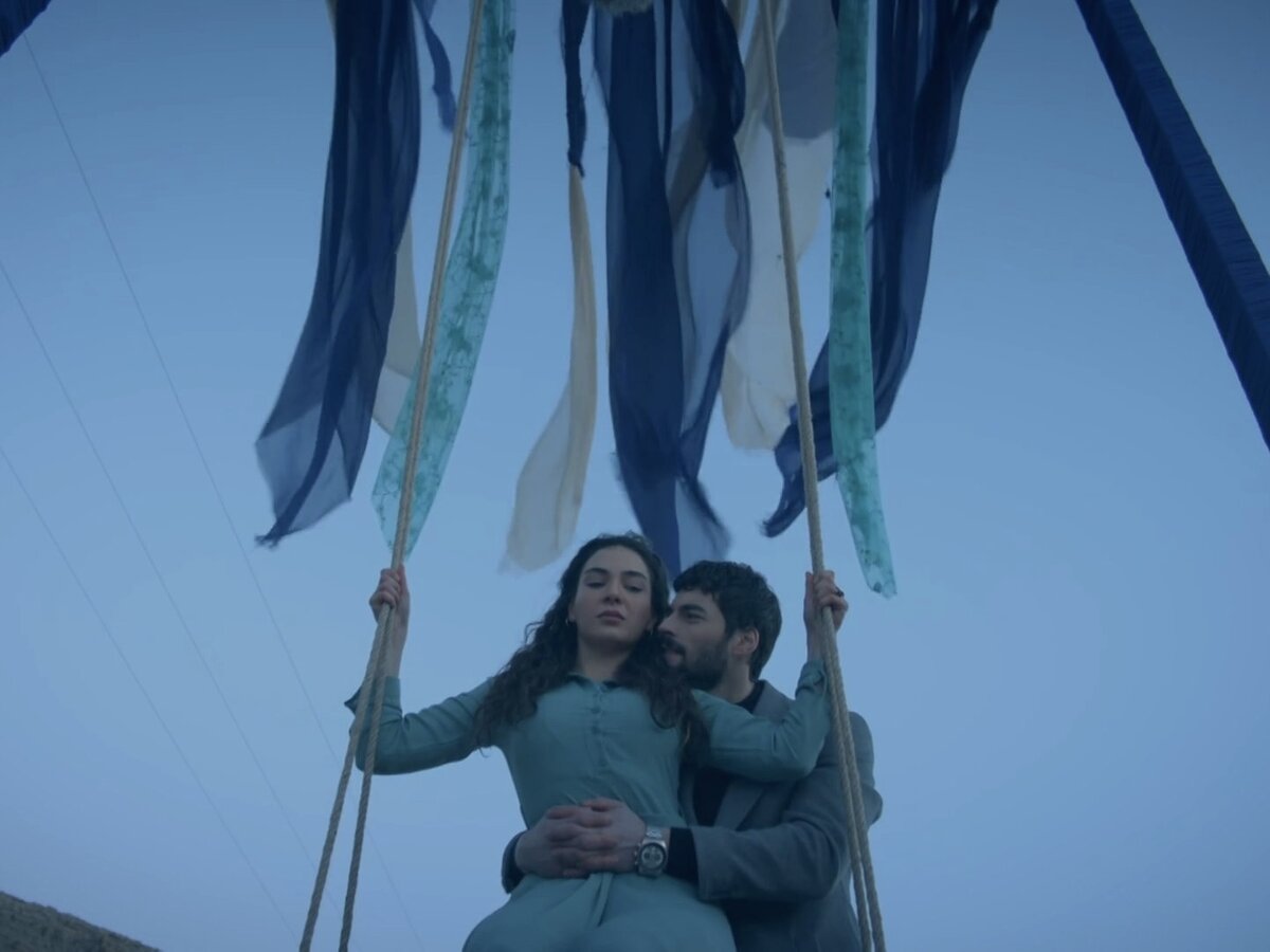 Момент из сериала «Ветреный»