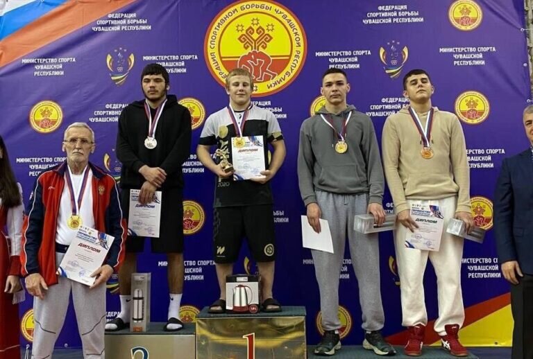    Спортсмены Оренбуржья завоевали 17 медалей на первенстве ПФО по вольной борьбе Кристина Просвиркина