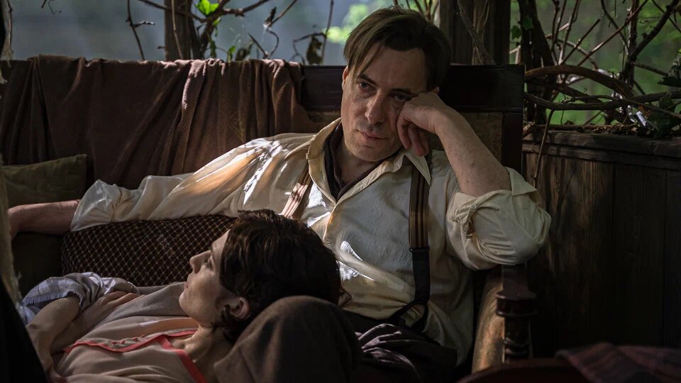  Евгений Цыганов и его супруга Юлия Снегирь в фильме «Мастер и Маргарита»