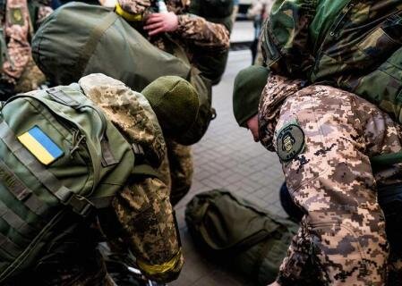    Осуждённых уклонистов всё равно отправят на фронт