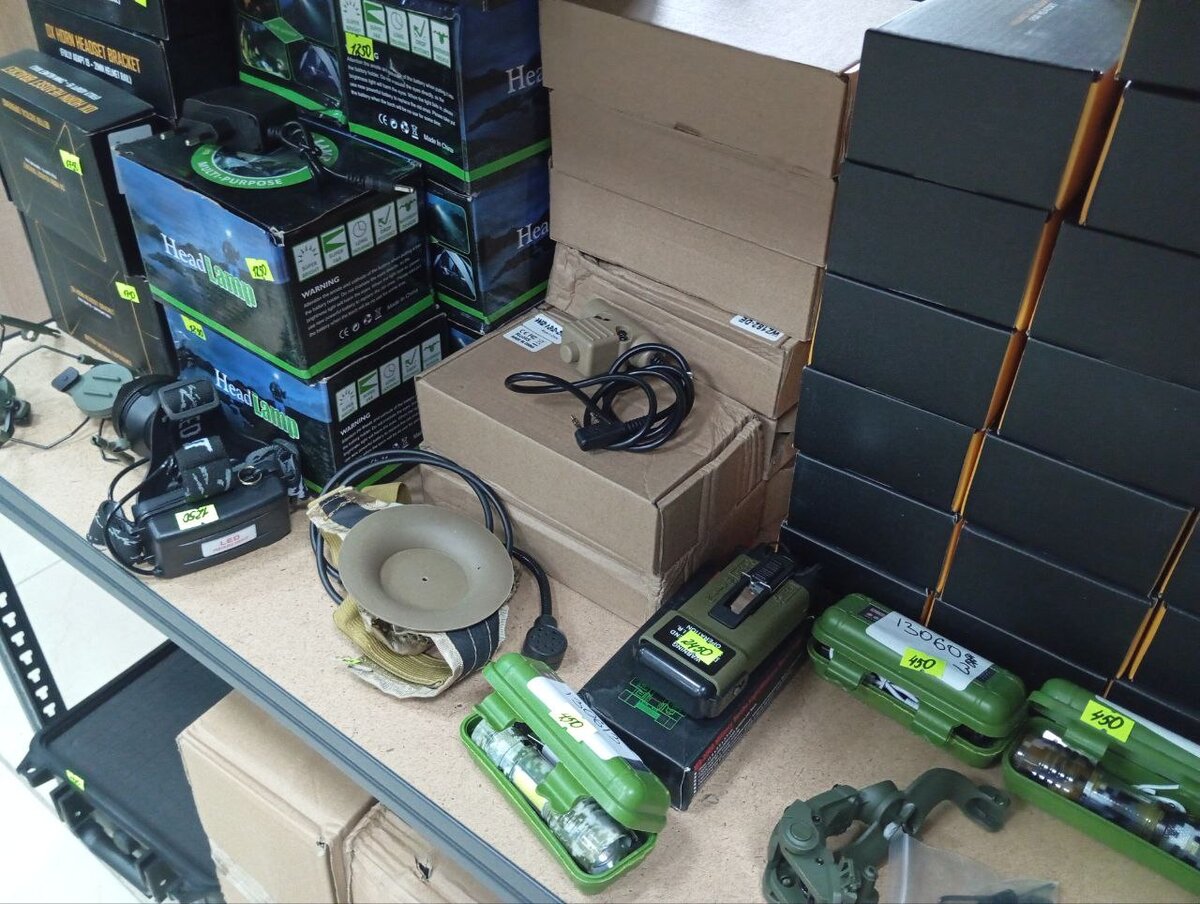 Фонари и другое тактическое снаряжение