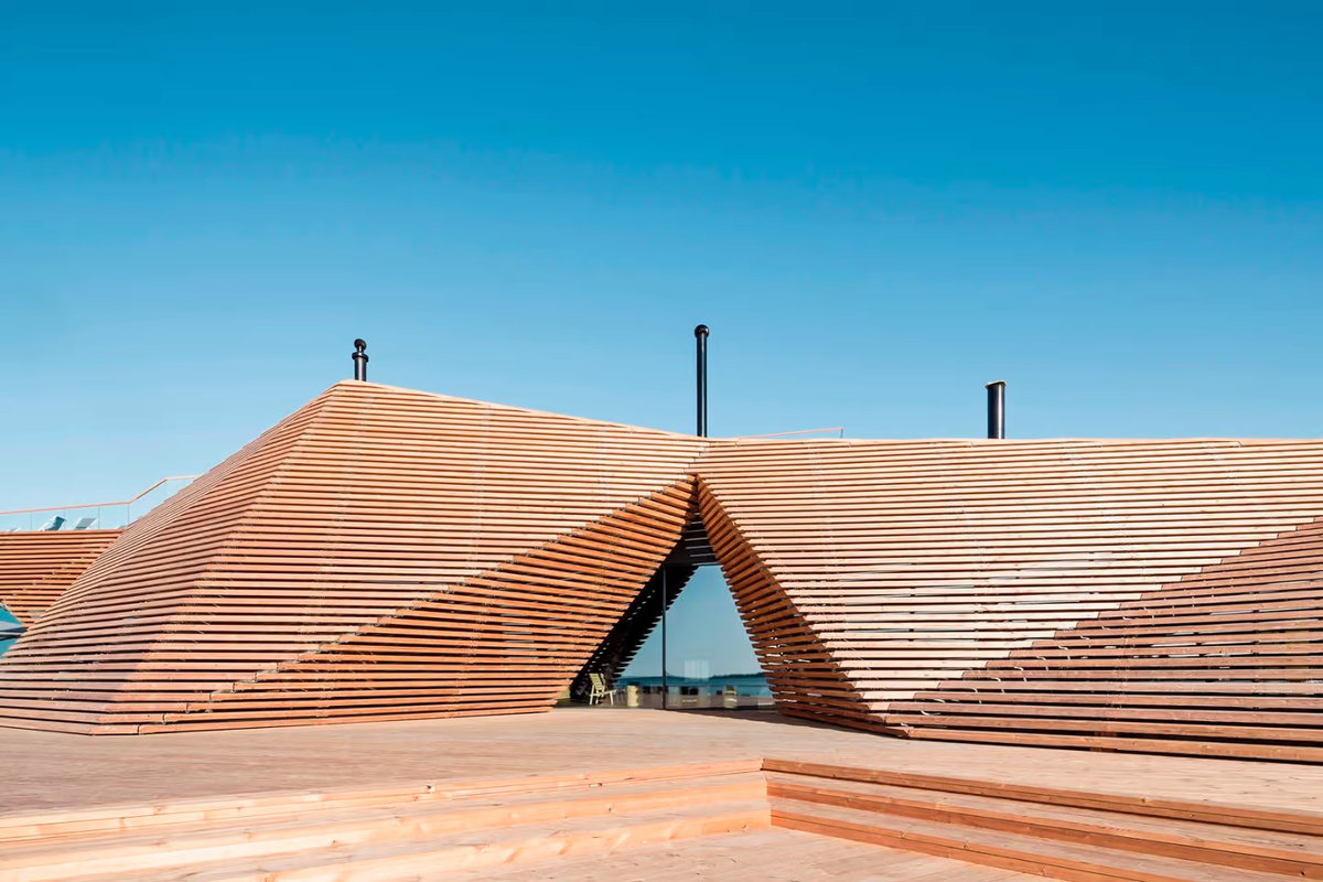 Лондонской мэрии (1999 – 2002) реконструкция. Парадность торжественность барокко. Чхатрапати шиваджи аэропорт. Здание имеет форму. Здание имеет форму.