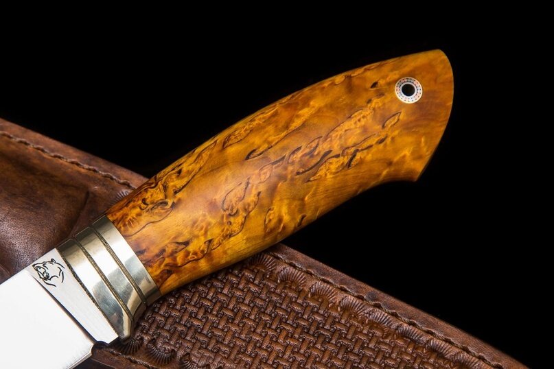 Карельская берёза (добавлен жёлтый пигмент).