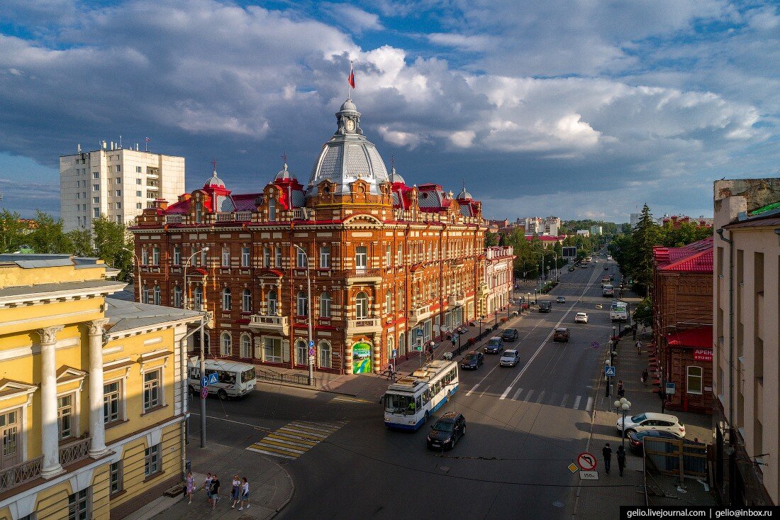 Томск. Сегодня для иллюстраций статьи я использую фото преображенных сибирских городов. Такие они теперь. Для тех, кто любит поплакать о том, что все в России рушится. 