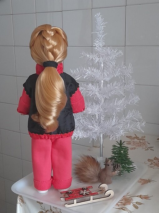 "Чёрный Дракон" - чёрный стёганый дутый жилет. Февраль, 2024.