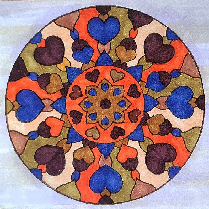 ОБРАЗЕЦ. Мандала из альбома Раскраска-антистресс Мандала, размер альбома 21 см на 21 см (квадрат), обложка голубая. Выполнено спиртовыми маркерами.