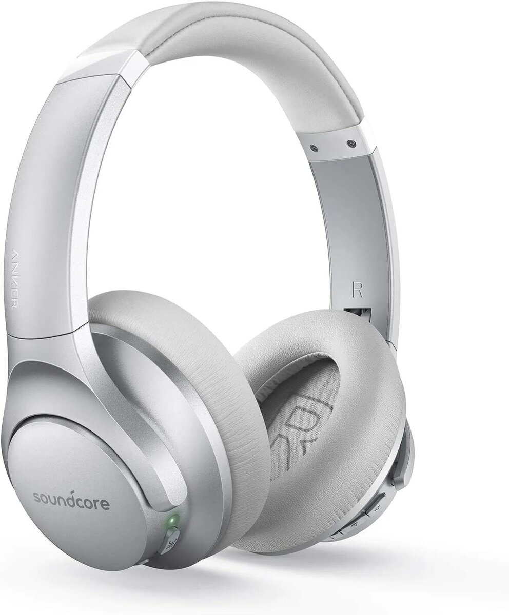 Soundcore, бренд, известный своими инновационными аудио продуктами, набирает обороты на рынке наушников с последними релизами. Комбинируя передовые технологии, стильный дизайн и исключительное качество звука, наушники Soundcore быстро становятся первым выбором для меломанов и аудиофилов.

Одной из ключевых особенностей наушников Soundcore является акцент на высокое качество звука. Благодаря передовым аудиодрайверам и инженерному подходу, наушники Soundcore предлагают богатый, захватывающий звук с четкими высокими частотами, глубокими басами и широкой звуковой сценой. Независимо от того, слушаете ли вы любимую музыку, смотрите фильмы или разговариваете по телефону, наушники Soundcore гарантируют, что каждый звук будет кристально чистым и детальным.

Помимо высокого качества звука, наушники Soundcore разработаны для комфорта и удобства. Эргономичный дизайн амбушюр и оголовья обеспечивает удобную посадку для продолжительного использования, а функции, такие как амбушюры из памяти и регулируемые оголовья, обеспечивают персонализированный опыт прослушивания. Независимо от того, предпочитаете ли вы внутриканальные или накладные наушники, Soundcore предлагает ряд вариантов, чтобы удовлетворить ваши потребности и предпочтения.

Наушники Soundcore также оснащены передовыми функциями для улучшения пользовательского опыта. Многие модели имеют технологию активного шумоподавления, которая использует несколько микрофонов для блокирования внешнего шума и создания комфортной зоны прослушивания без отвлекающих факторов. Беспроводное подключение по Bluetooth обеспечивает свободу движения, а сенсорное управление и поддержка голосового помощника делают легким контроль музыки и звонков одним касанием или голосовой командой.

Еще одним важным преимуществом наушников Soundcore является их длительное время работы от батареи и быстрая зарядка. С до 30 часами воспроизведения от одной зарядки вы можете наслаждаться музыкой целый день, не беспокоясь о разрядке. А когда вам нужно будет зарядиться, технология быстрой зарядки гарантирует, что вы сможете вернуться к прослушиванию музыки в кратчайшие сроки.

В целом, наушники Soundcore предлагают выигрышное сочетание исключительного качества звука, стильного дизайна и удобных функций. Независимо от того, являетесь ли вы любителем музыки, частым путешественником или просто ценители хорошего звука, наушники Soundcore обязательно вас порадуют своими возможностями и ценностью. Поднимите свой опыт прослушивания с Soundcore и откройте разницу, которую премиальное качество аудио может принести в вашу повседневную жизнь.