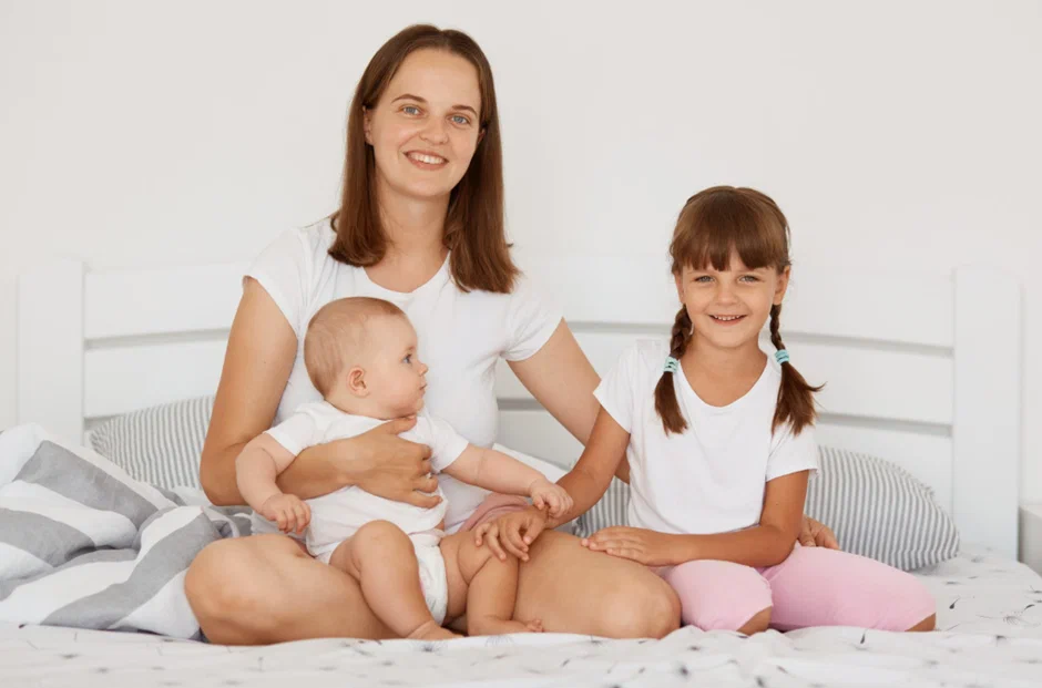 Сейчас я сижу дома с детьми в декретном отпуске