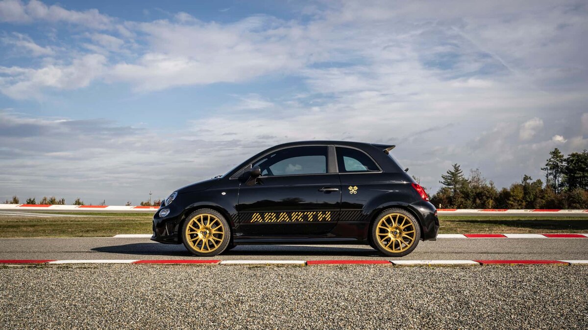 Abarth 695