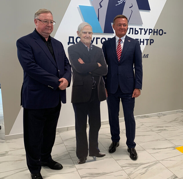    Сергей Степашин близко дружил с Даниилом Граниным