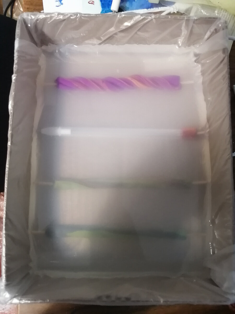 Фото автора : момент создания форм для свечей