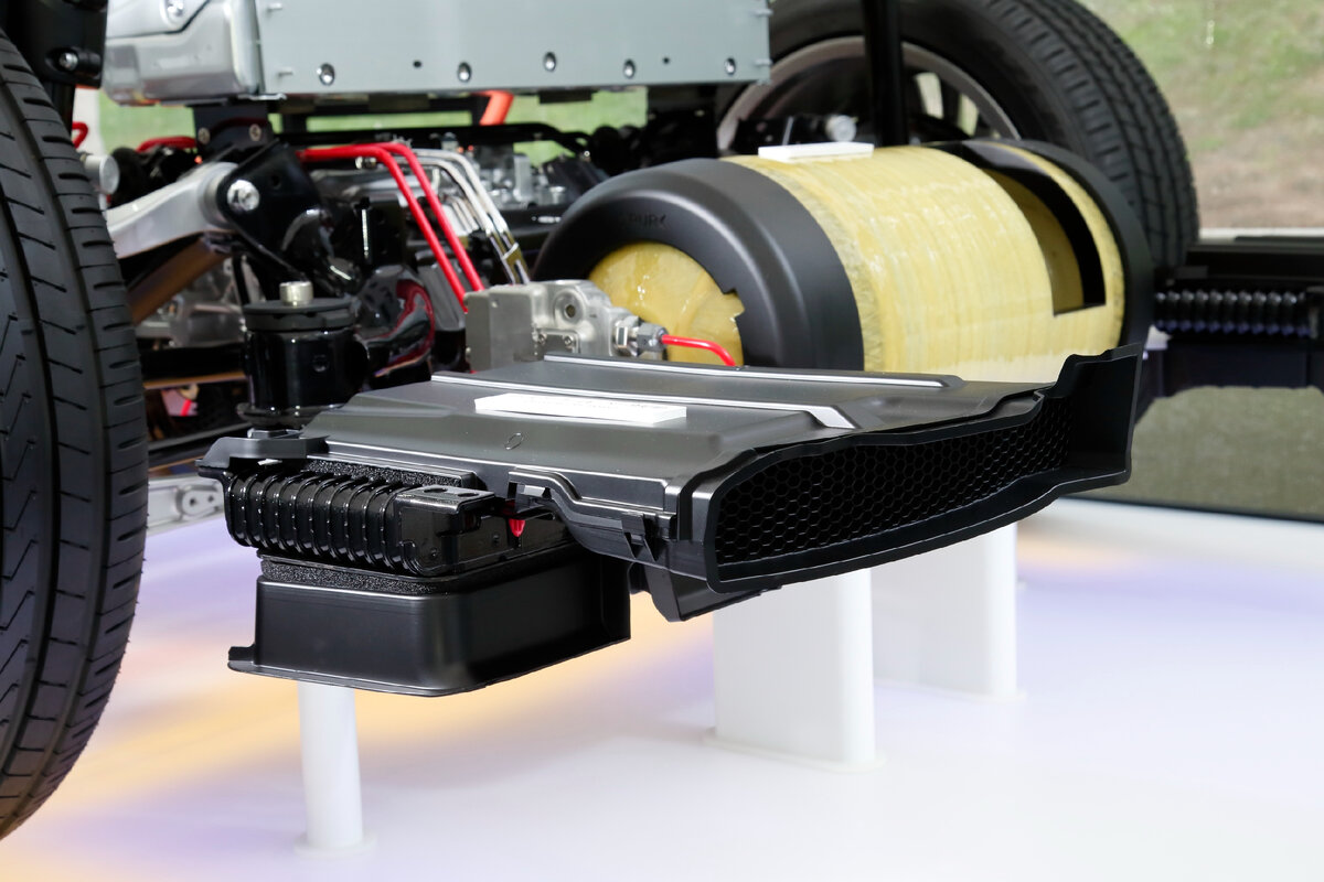 Водородный бак автомобиля Toyota Mirai. Изображение: newsroom.toyota.eu